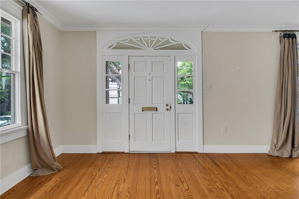 324 FAIRWAY Drive