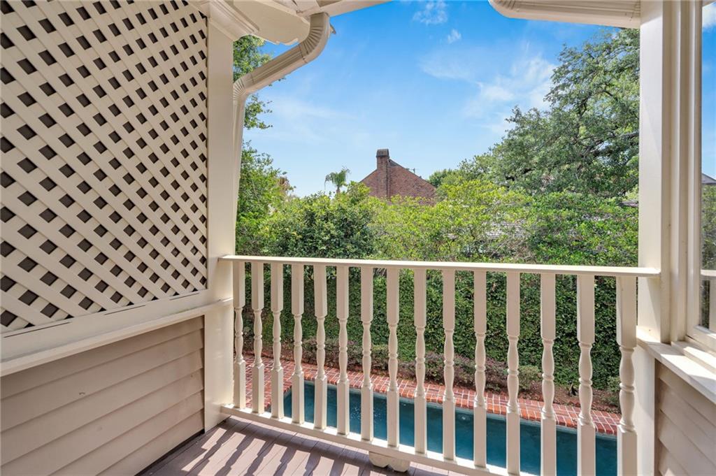 324 FAIRWAY Drive