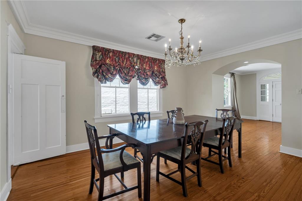 324 FAIRWAY Drive