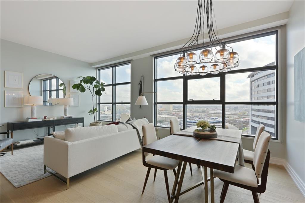 1001 JULIA Street 12A