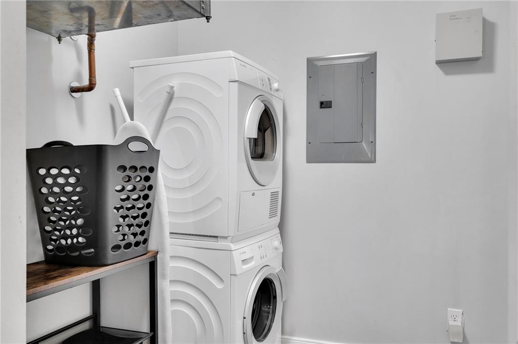 220 DECATUR Street 405