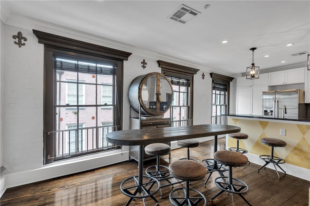 220 DECATUR Street 405