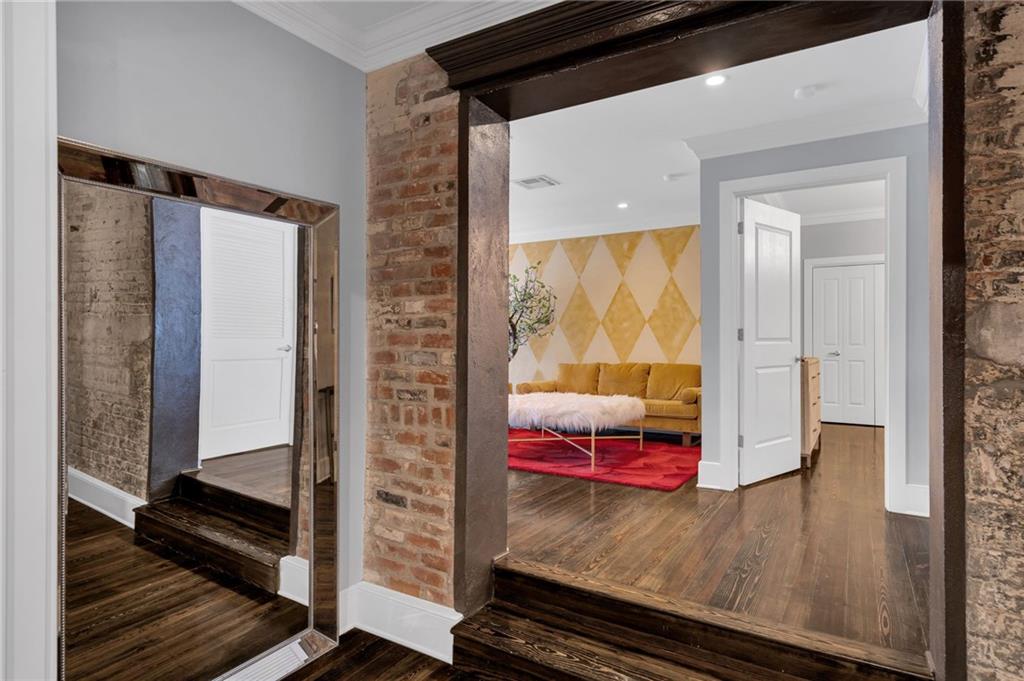 220 DECATUR Street 405