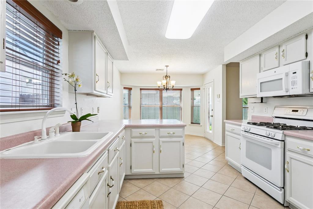 338 RIVER VILLAGE Drive