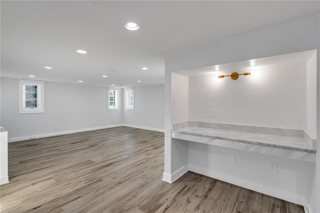 3 FAIRVIEW Court