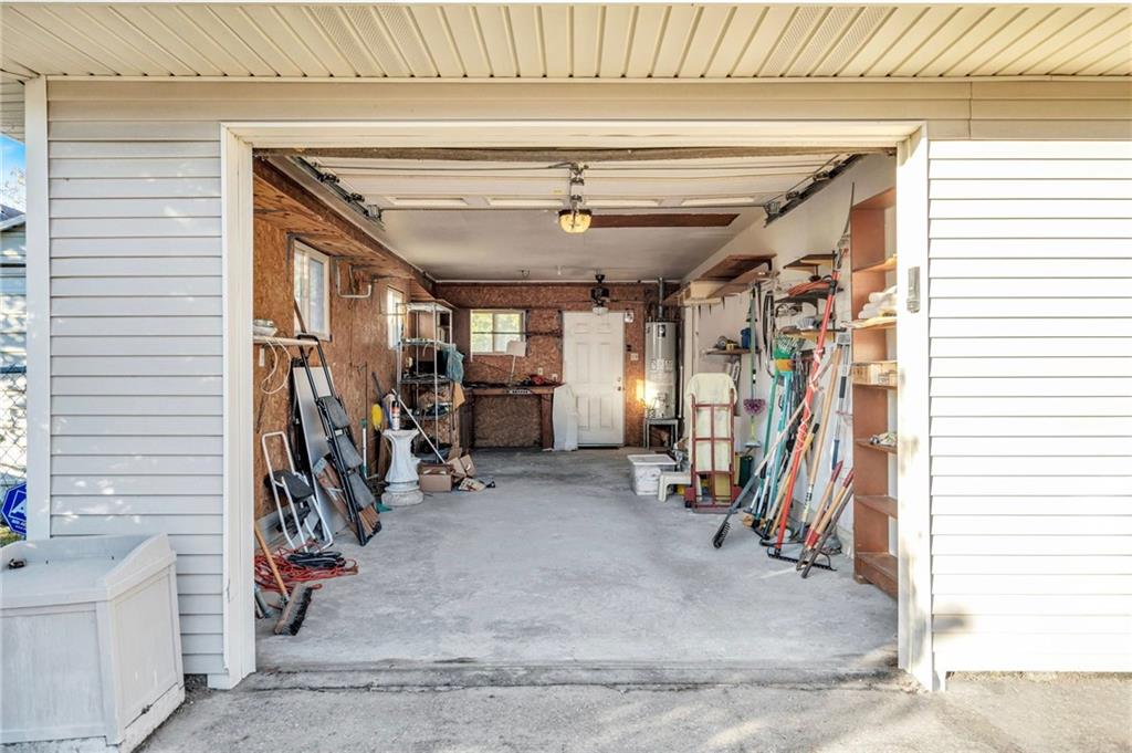 3501 DERBIGNY Street