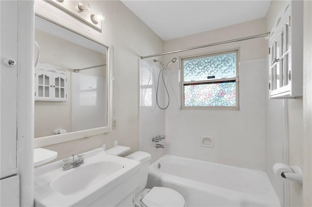 3501 DERBIGNY Street