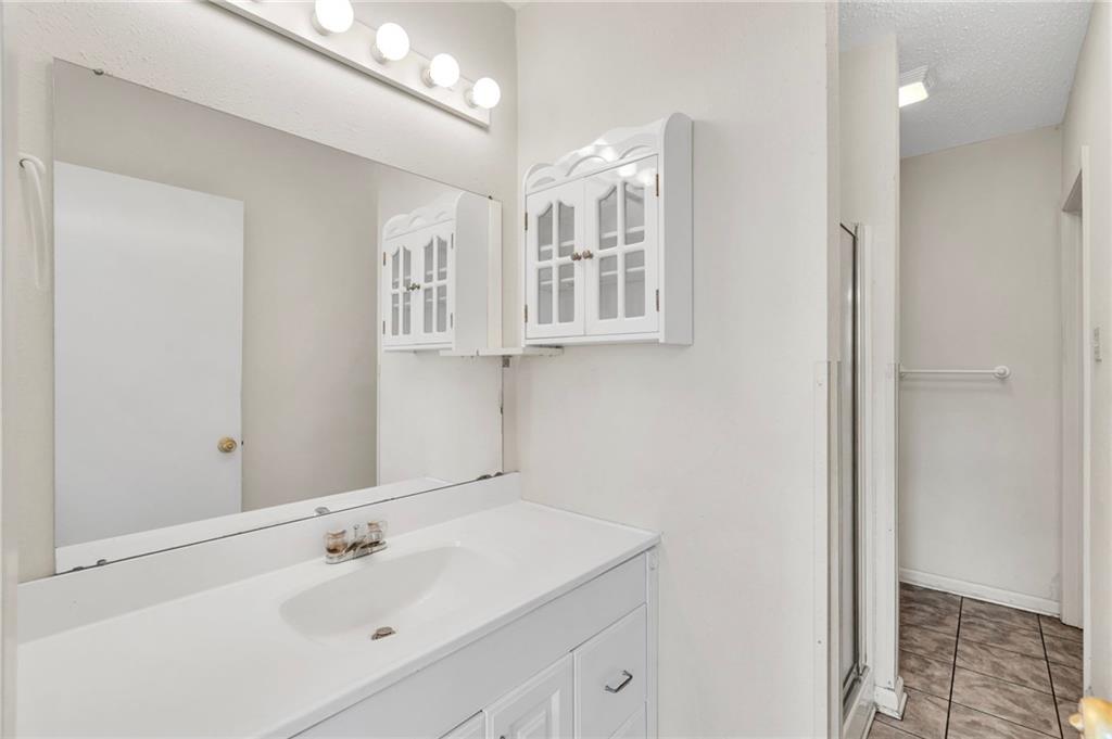 3501 DERBIGNY Street