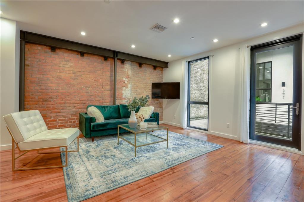 618 N RAMPART Street 204