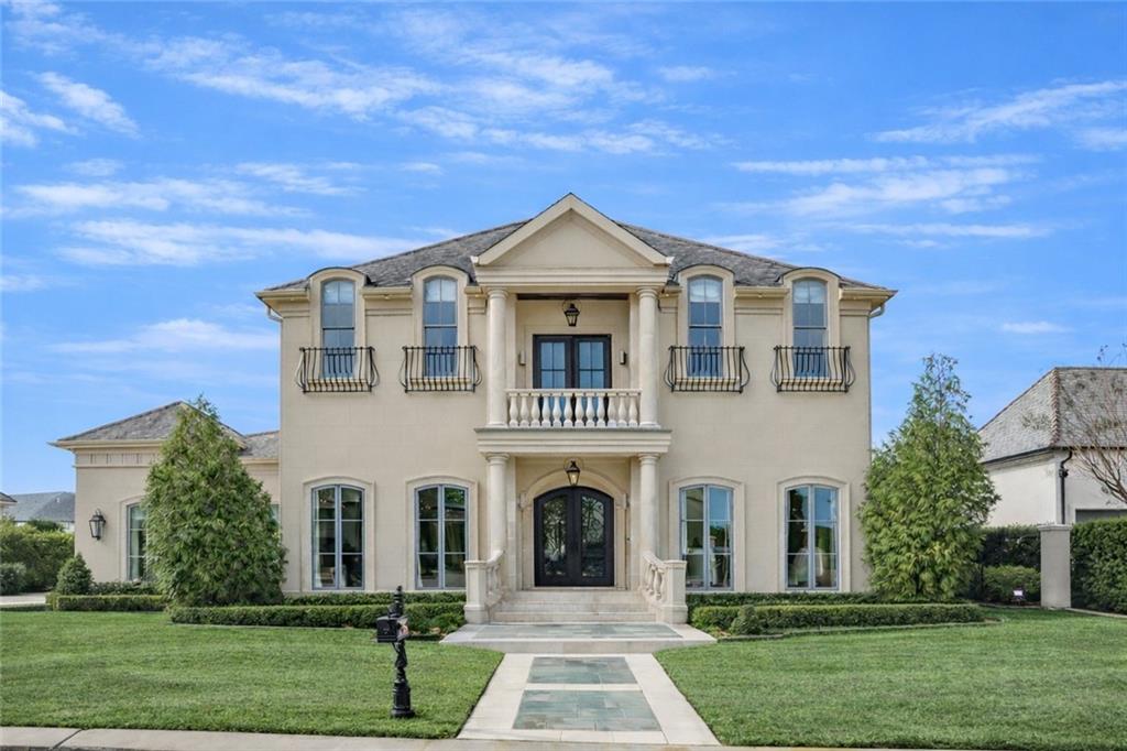 21 ROYAL PALM Drive