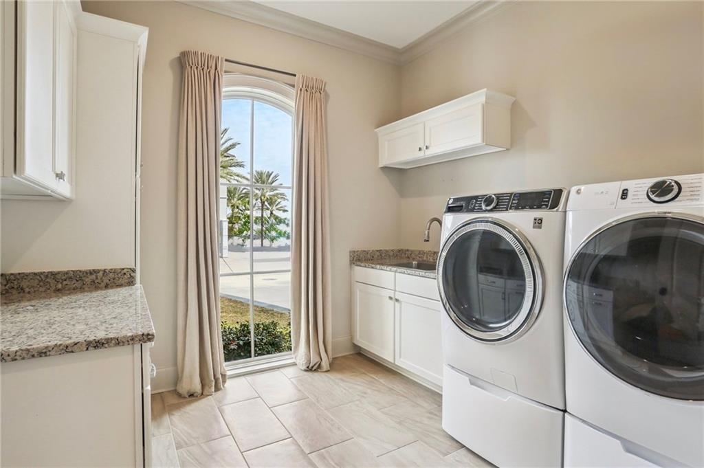 21 ROYAL PALM Drive