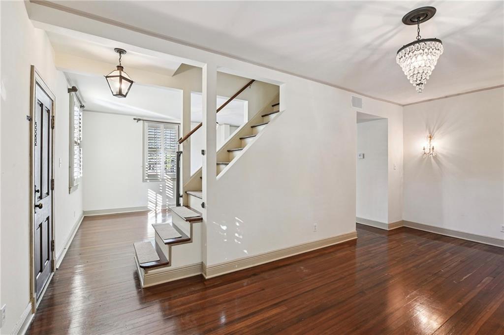 345 BETZ Place