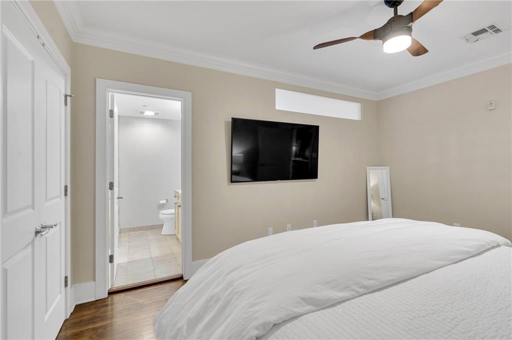 220 DECATUR Street 302