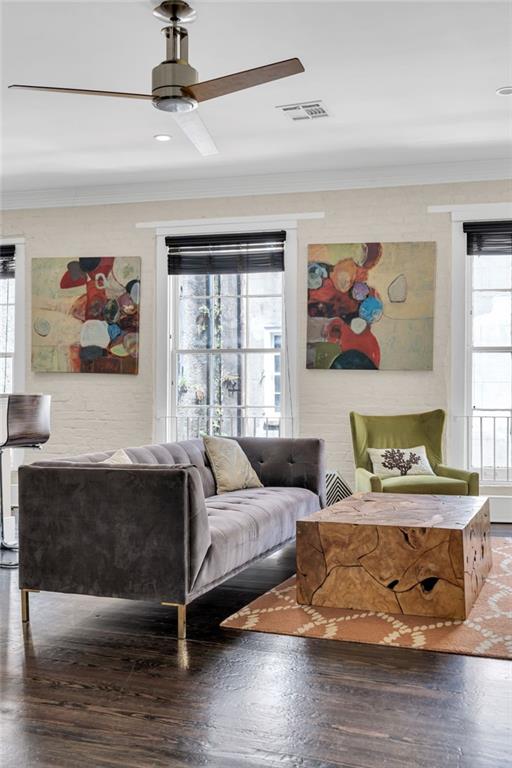 220 DECATUR Street 302