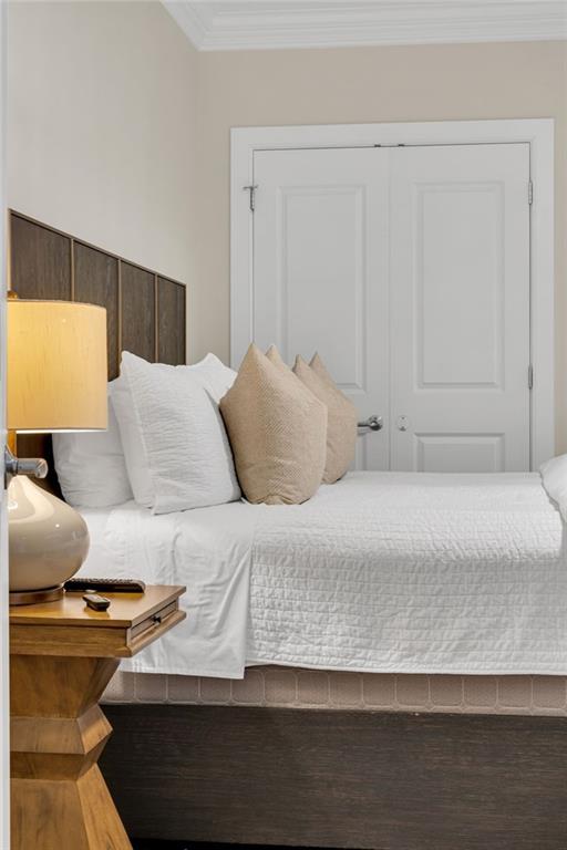 220 DECATUR Street 302