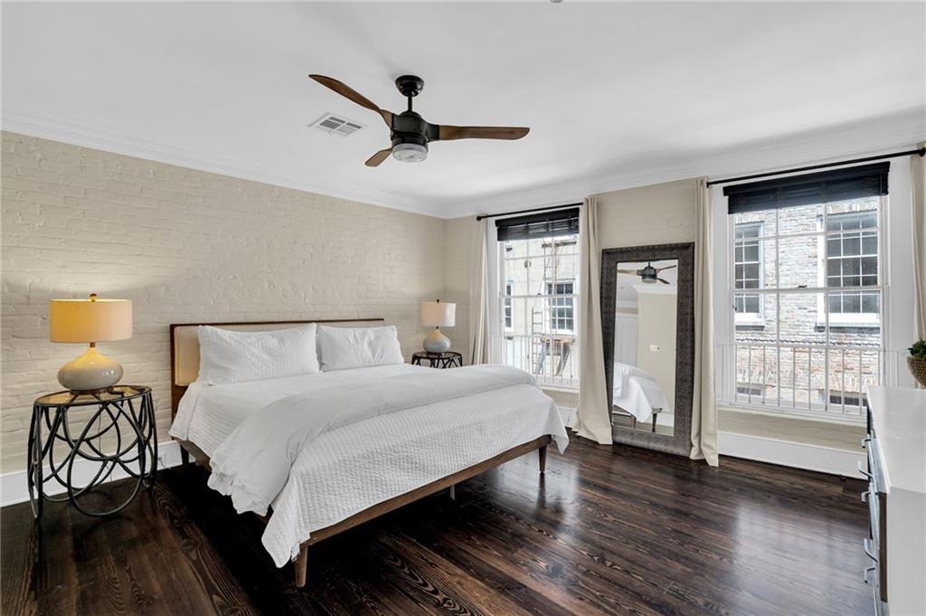 220 DECATUR Street 304