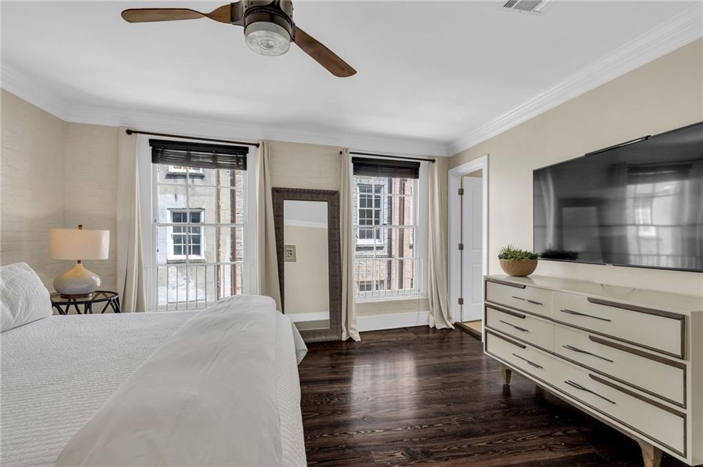220 DECATUR Street 304