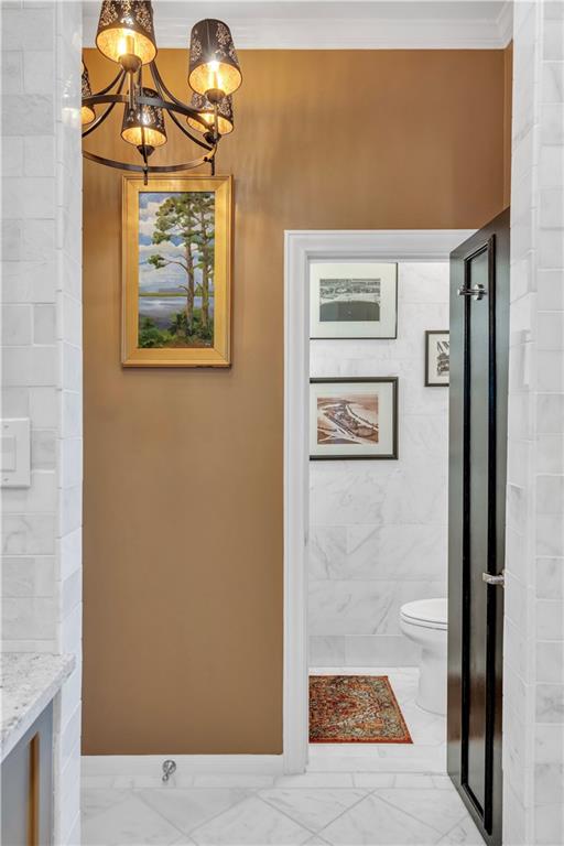 7300 LAKESHORE Drive 20