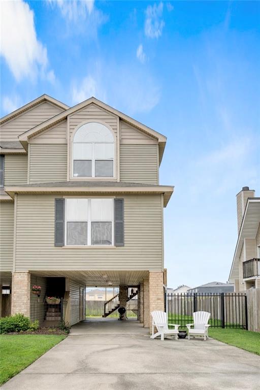 34 BRANDON HALL Drive