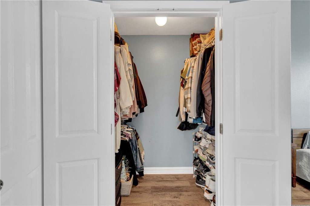 34 BRANDON HALL Drive