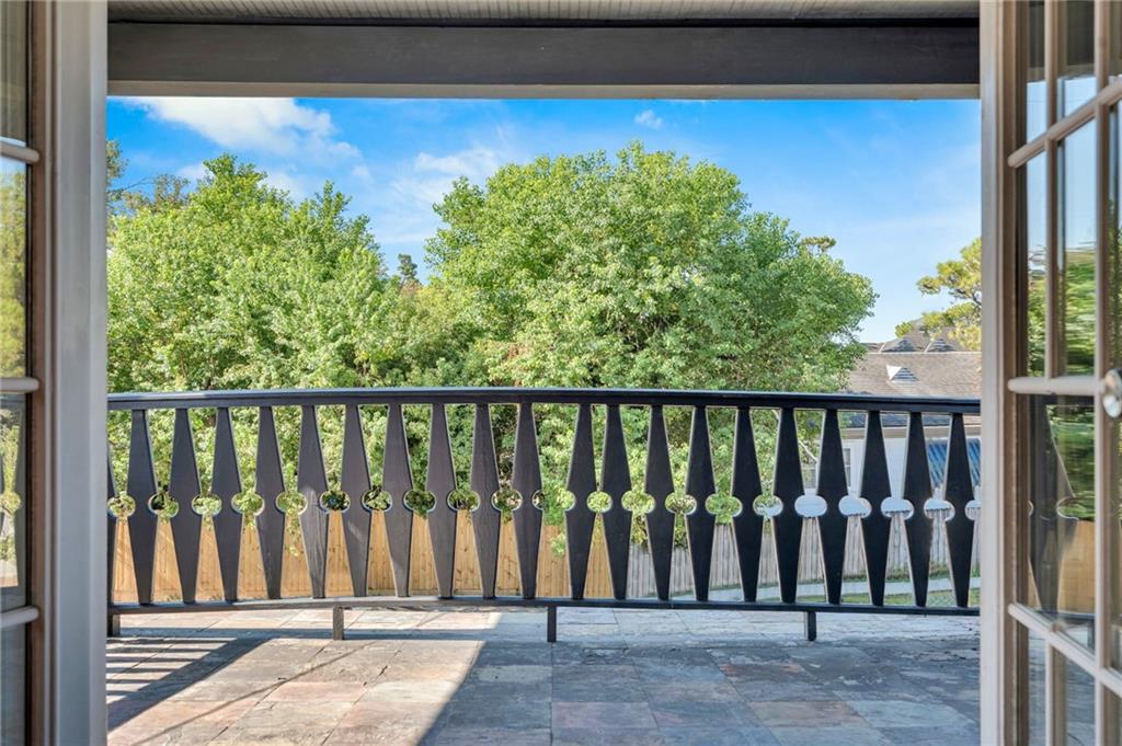 4649 DART Street Main