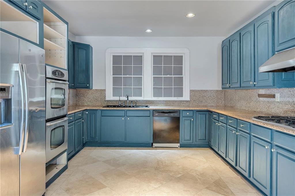 4649 DART Street Main