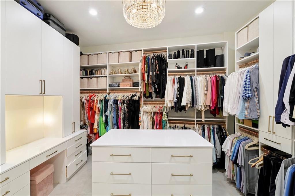 840 TCHOUPITOULAS Street 312