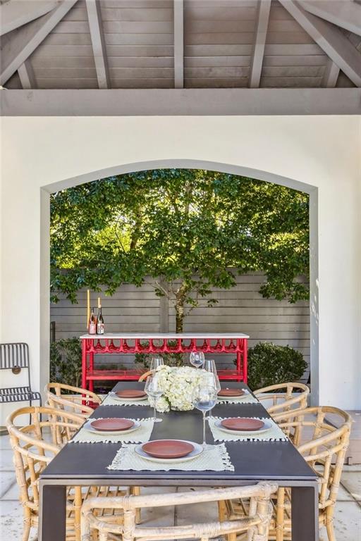 227 VINCENT Avenue