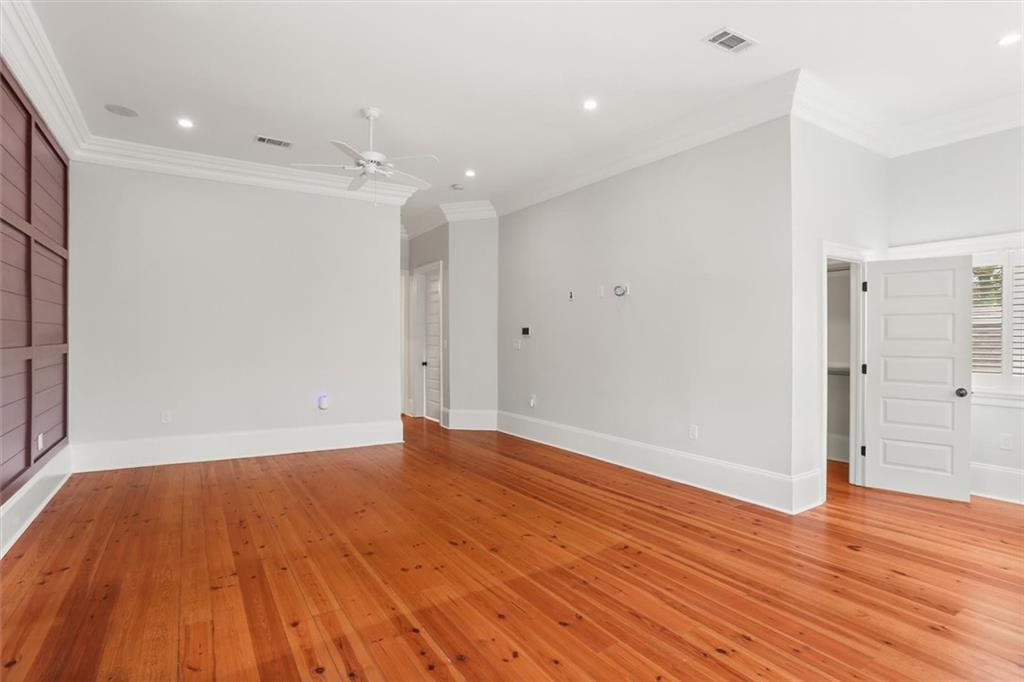 915 HENRY CLAY Avenue