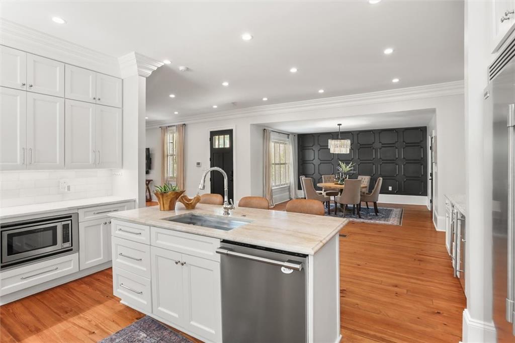 915 HENRY CLAY Avenue