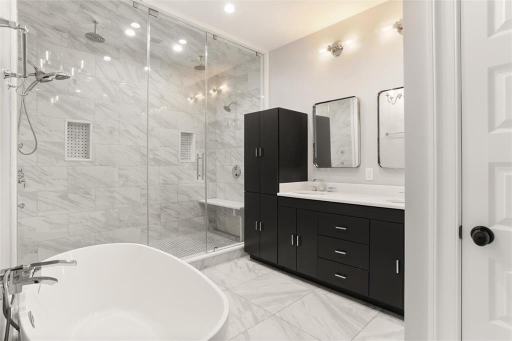 915 HENRY CLAY Avenue