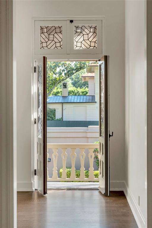 27 AUDUBON Place