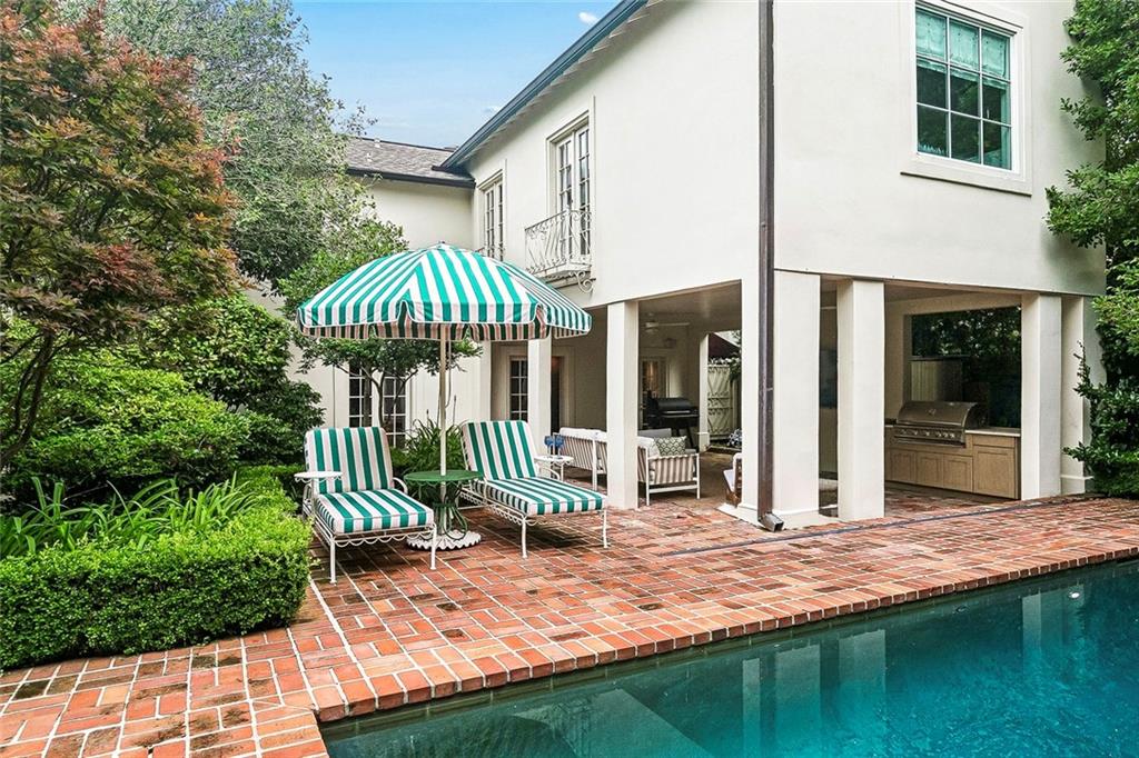 201 BELLAIRE Drive