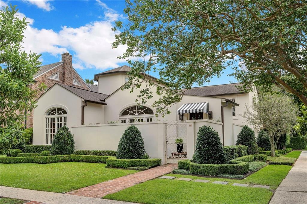 201 BELLAIRE Drive