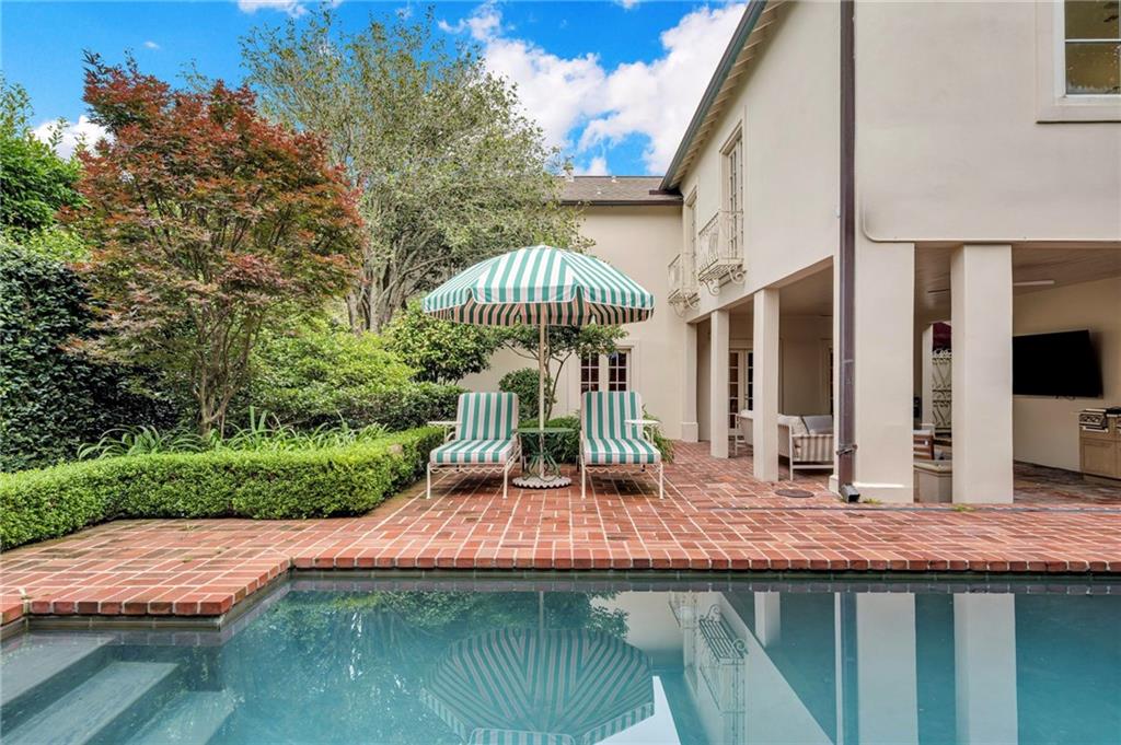 201 BELLAIRE Drive