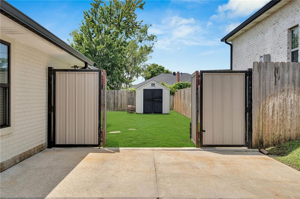 59 DUNLEITH Drive