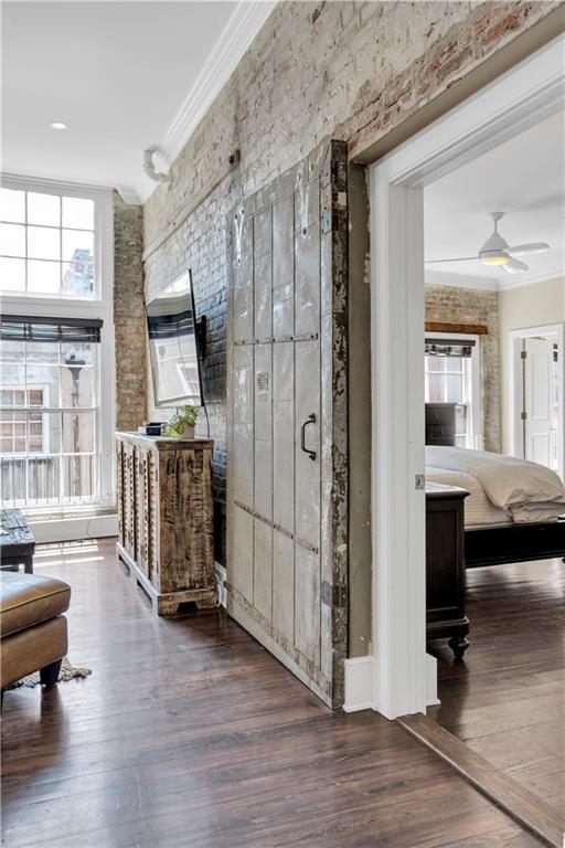 220 DECATUR Street 404