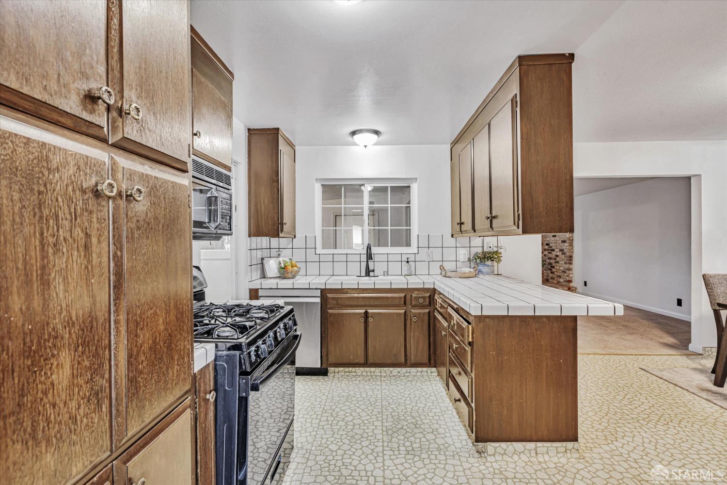 2064 Murphy Drive