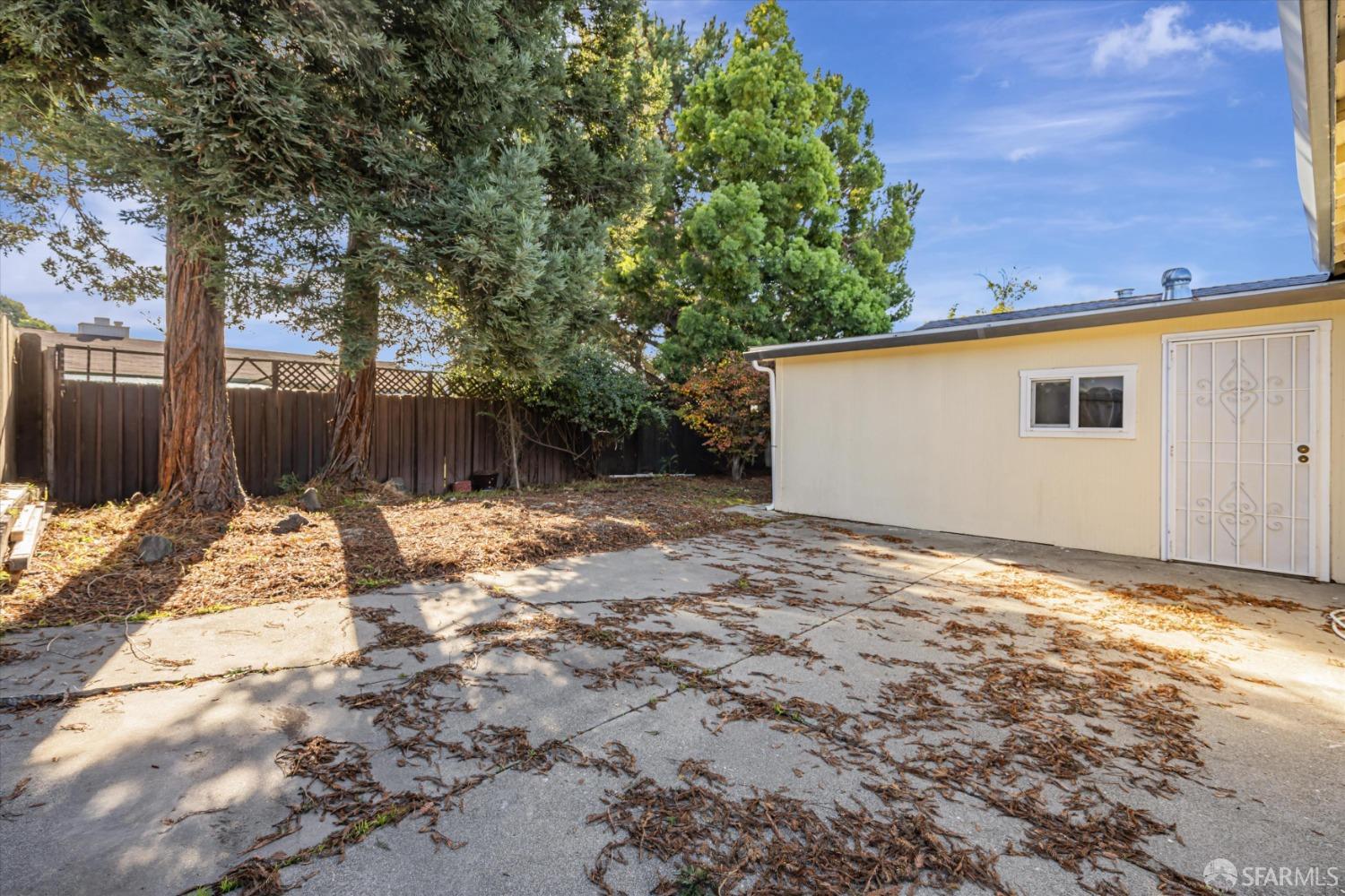 2064 Murphy Drive