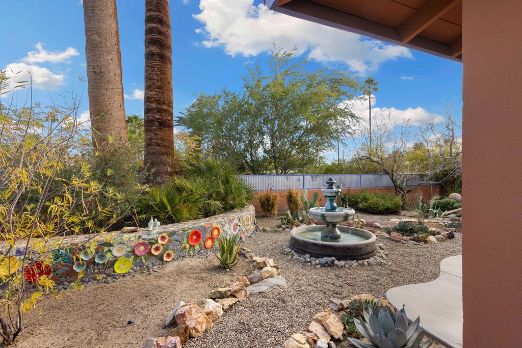 1411 Tamarisk Road