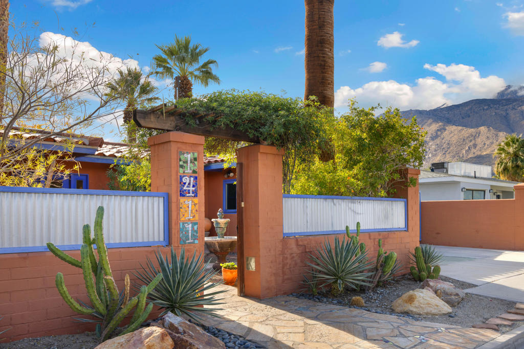 1411 Tamarisk Road