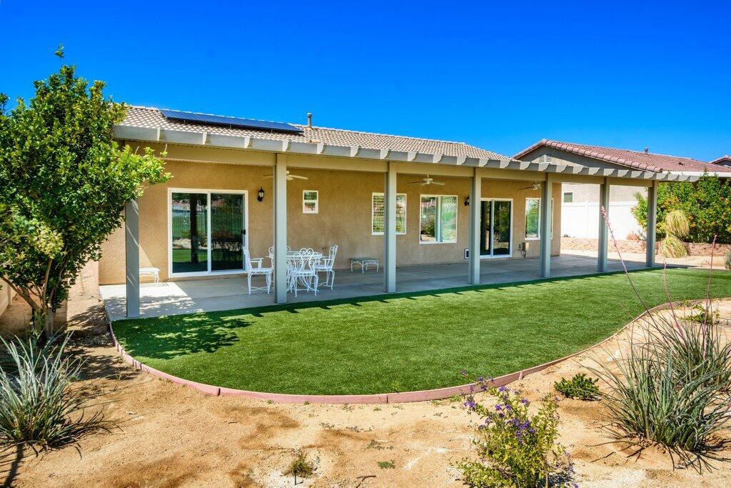9282 Silver Star AVE