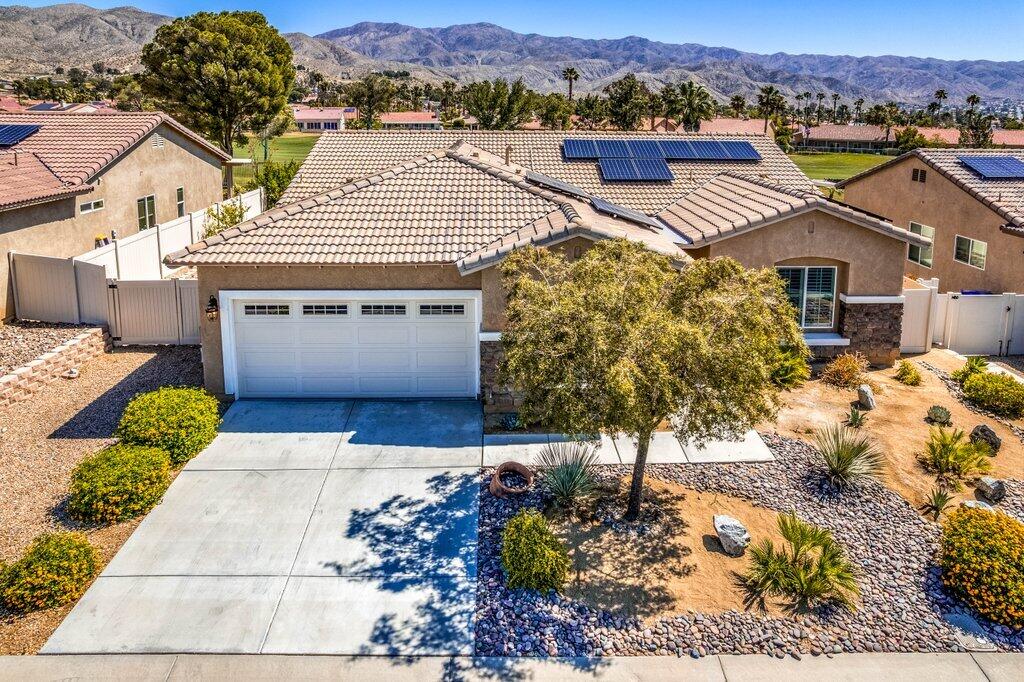 9282 Silver Star AVE