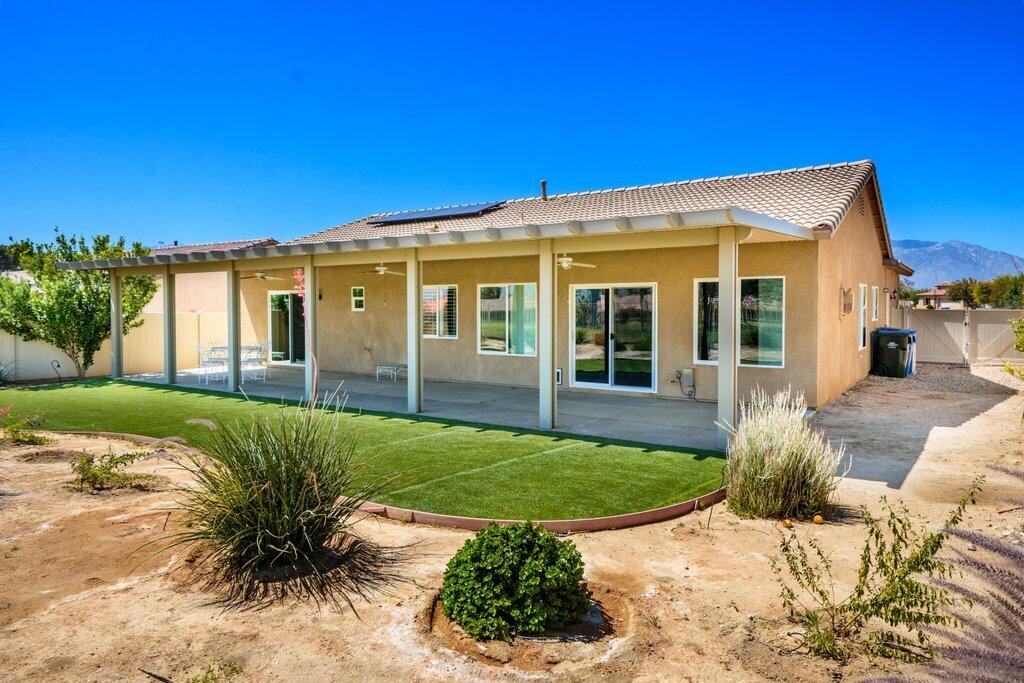 9282 Silver Star AVE