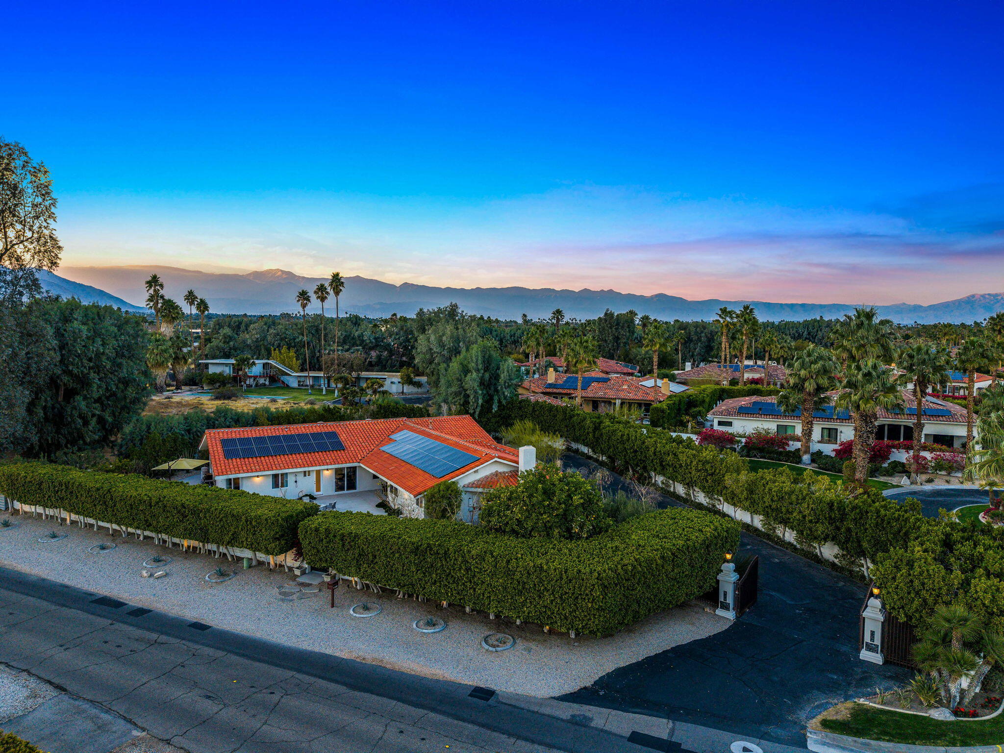 1190 E Paseo El Mirador