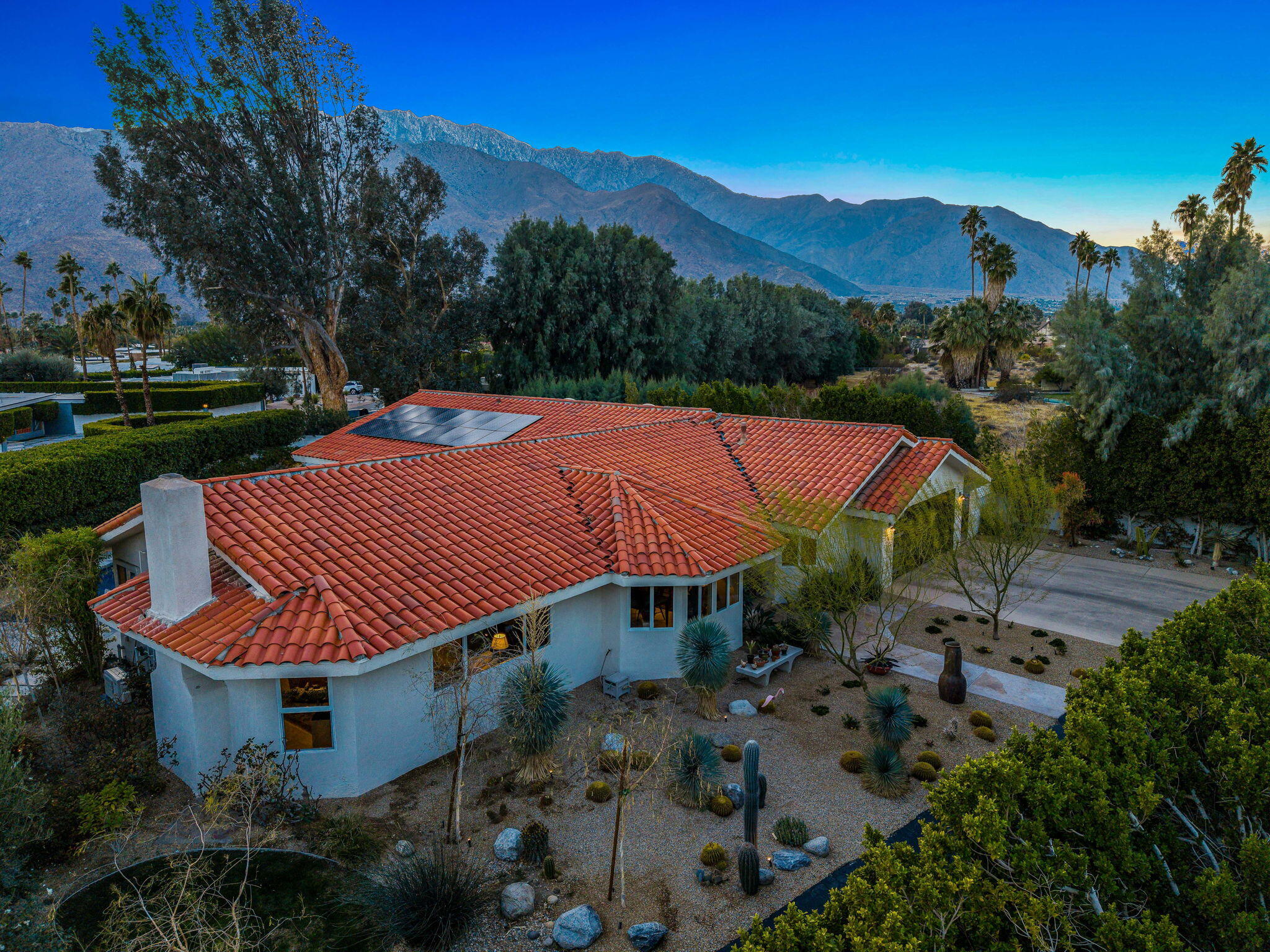 1190 E Paseo El Mirador