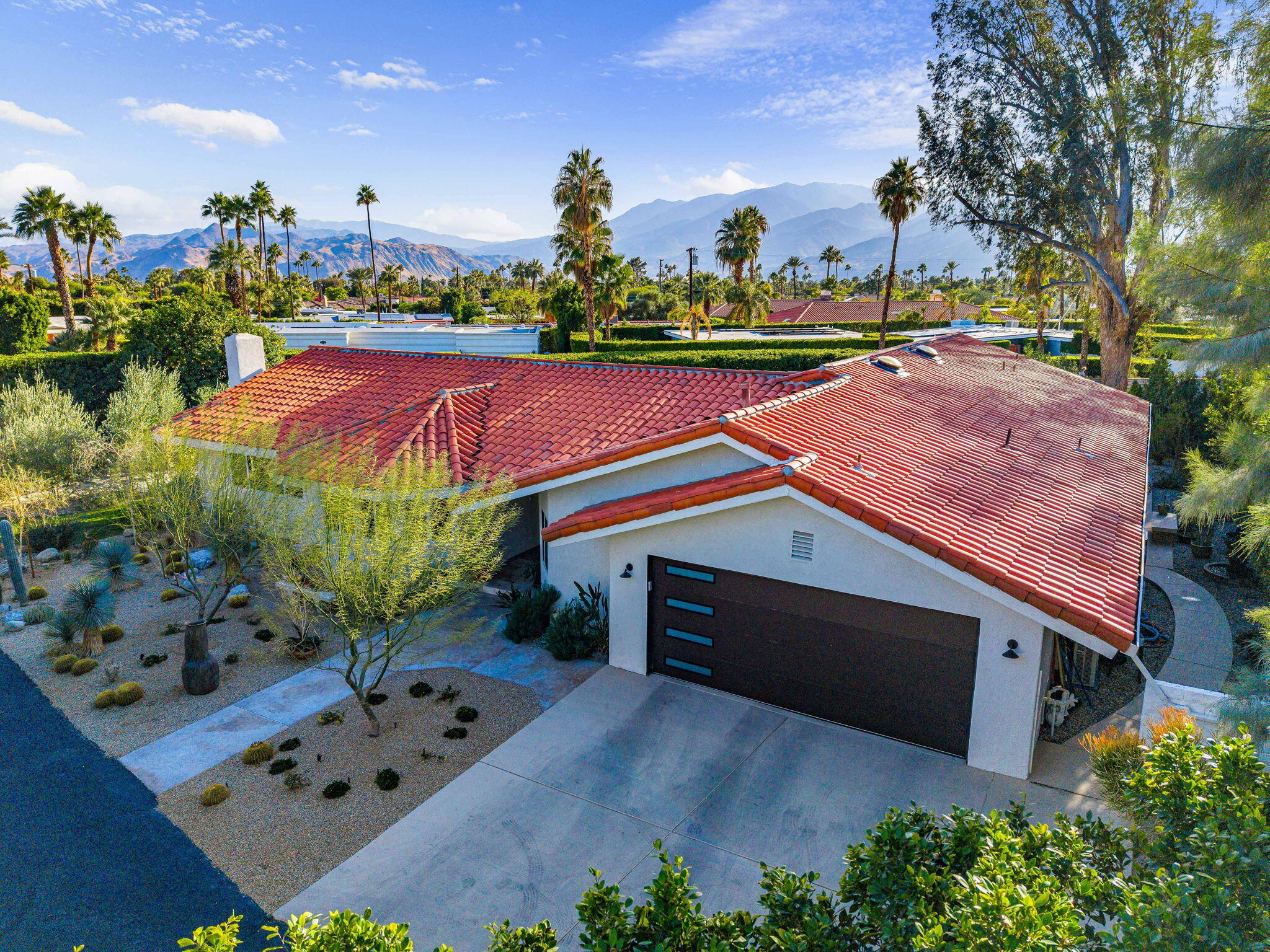 1190 E Paseo El Mirador