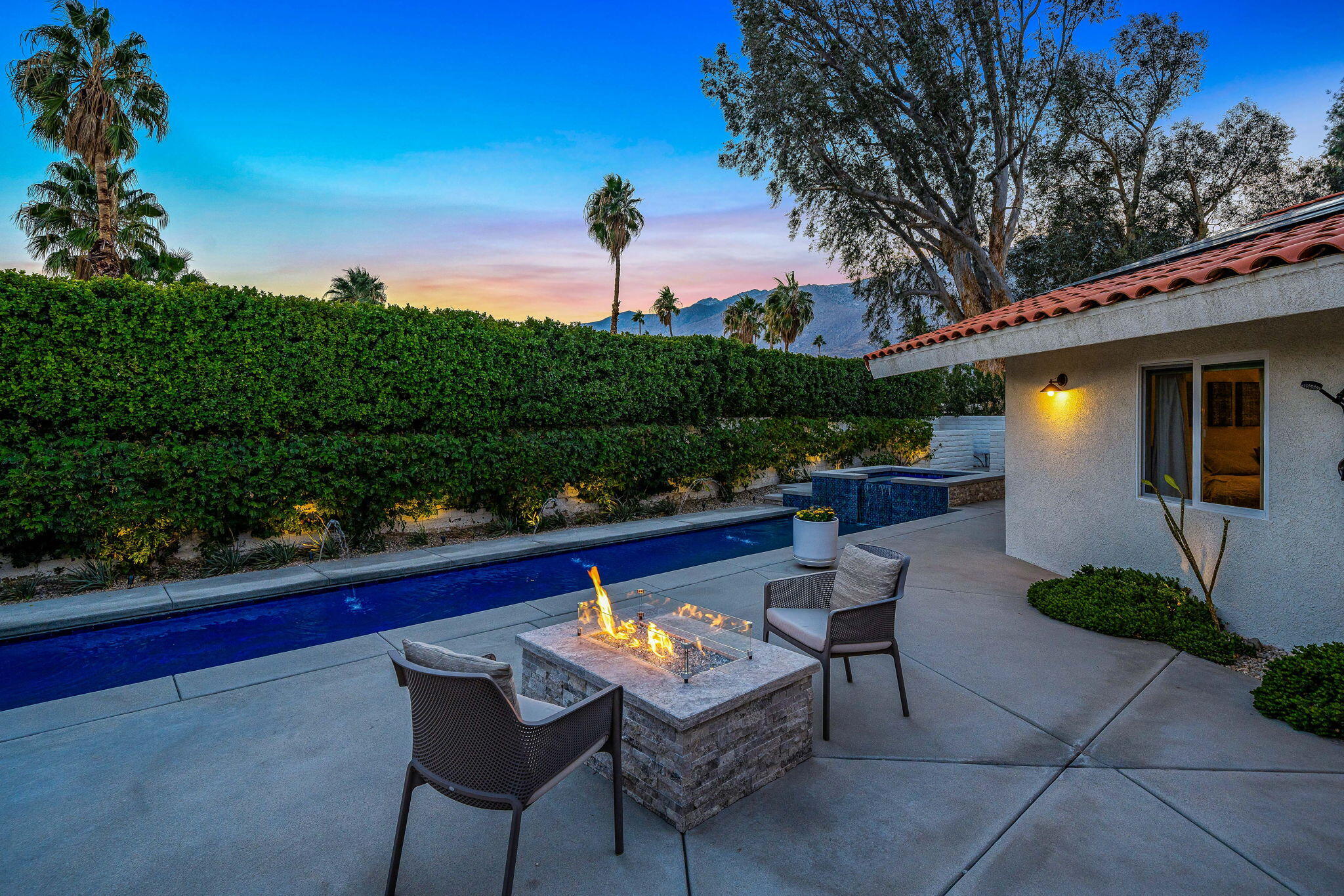 1190 E Paseo El Mirador