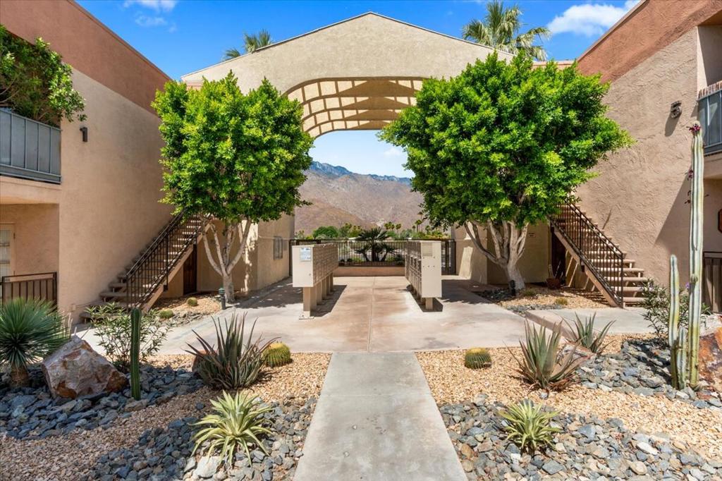 400 N Sunrise Way 203