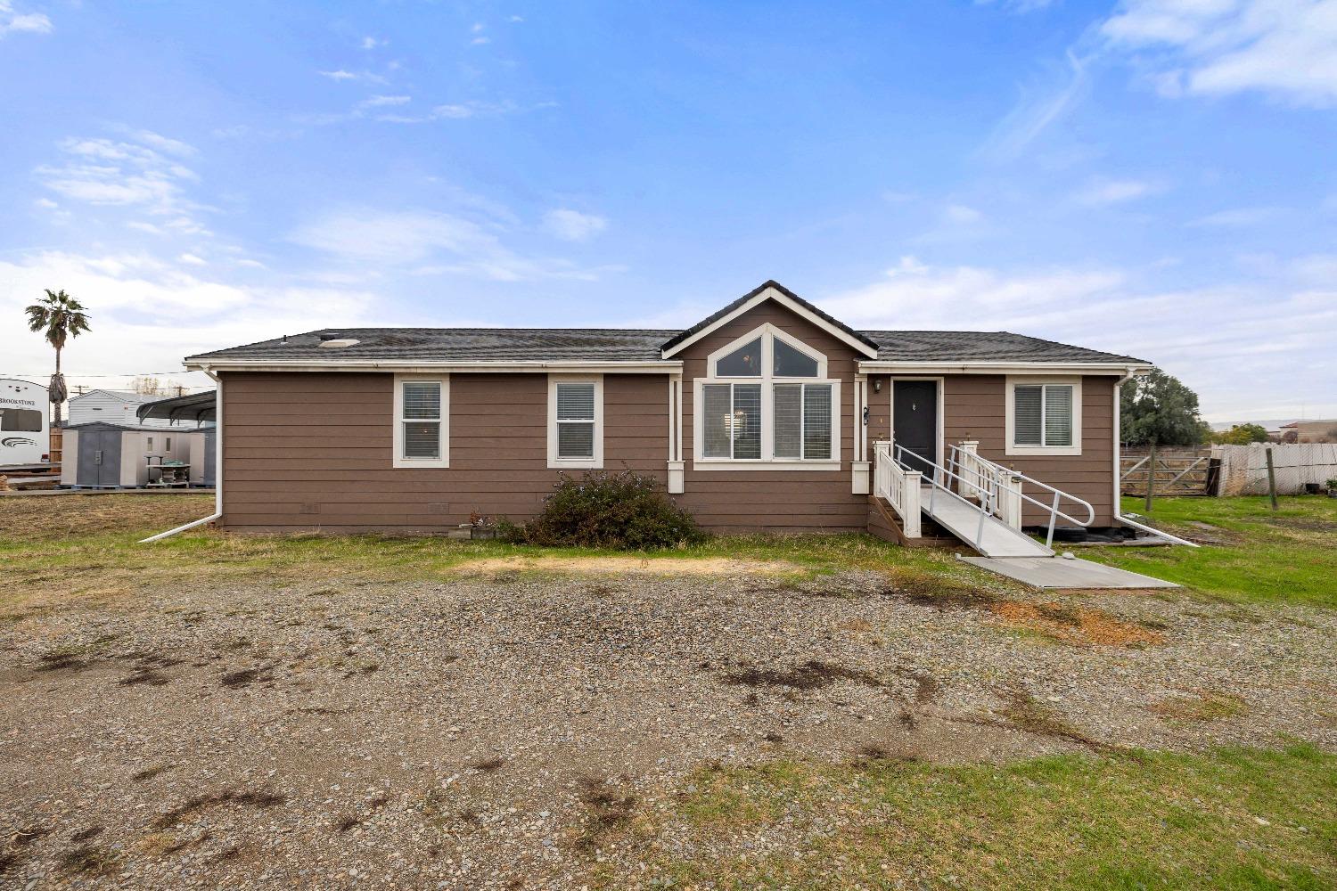 21655 S CORRAL HOLLOW